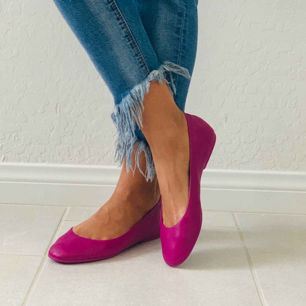 NIB Magenta Butter Soft Leather Ballet Flats - Picture 7 of 7